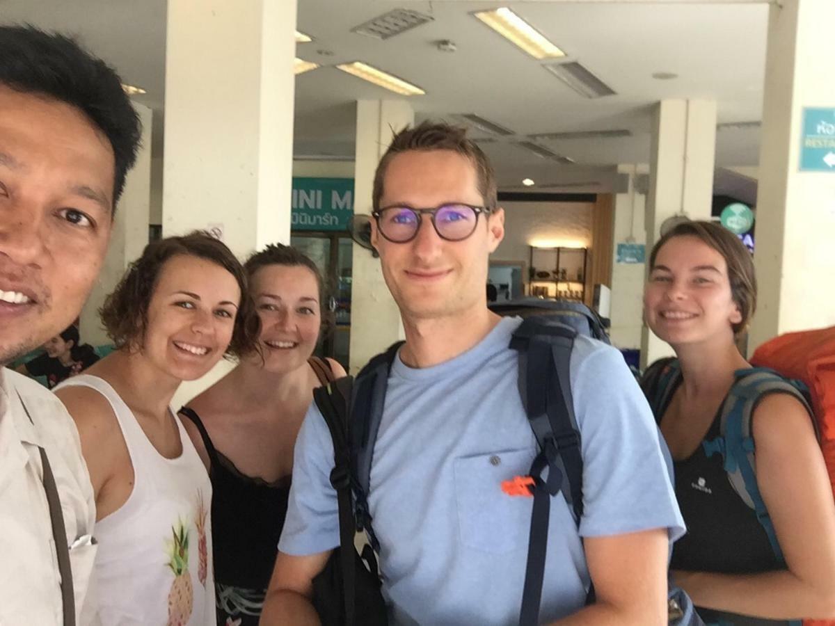In House Urt Surathani Airport סוראט תאני
